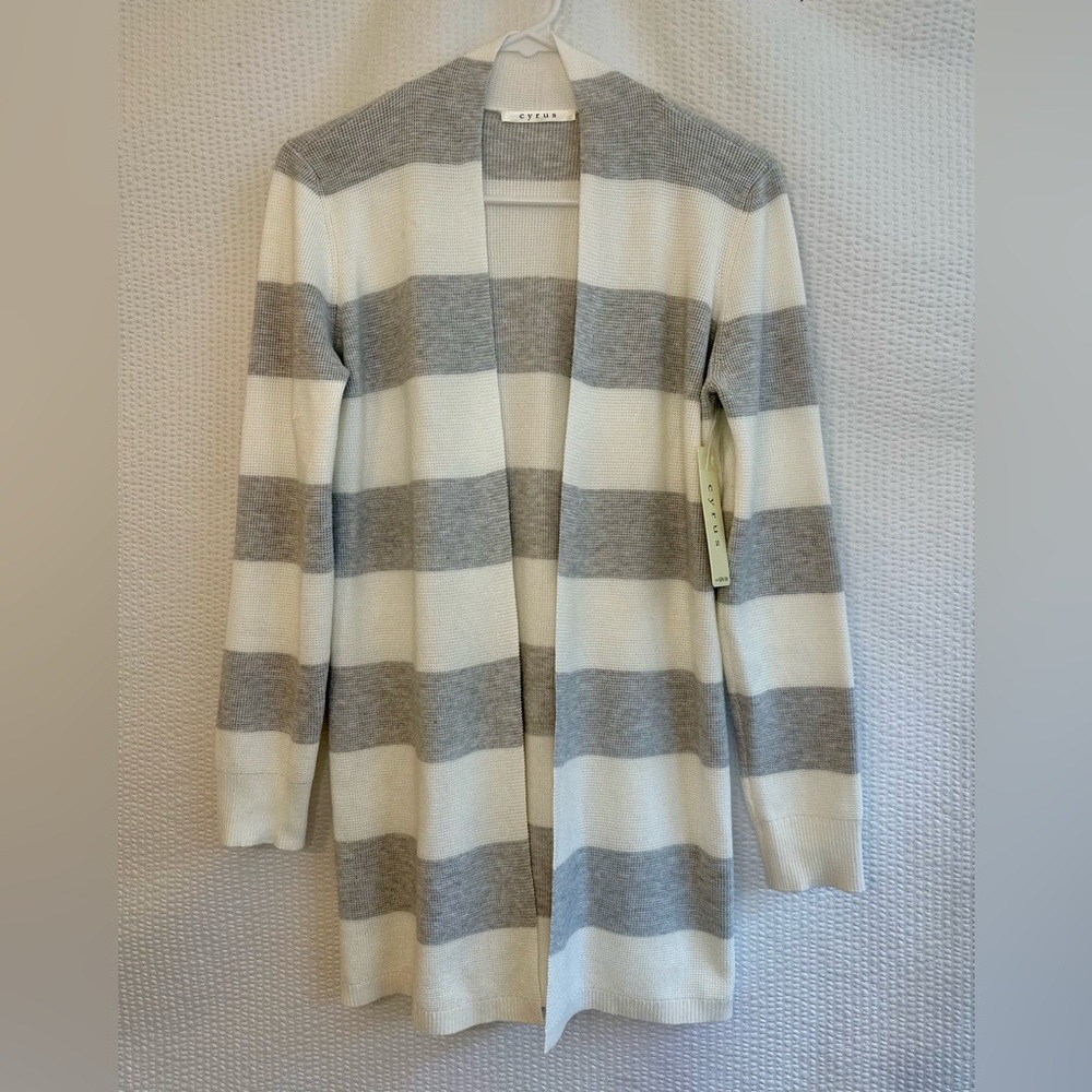 CYRUS Gray White Striped Open Front Long Cardigan Sweater Size Small NWT